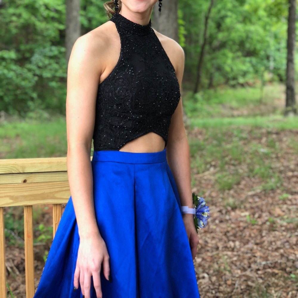 Prom/formal dress